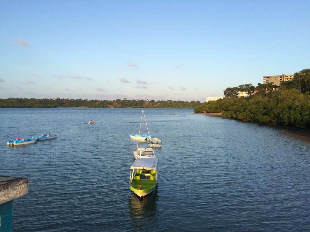 מומבסה Tudor Water Sports Hotel מראה חיצוני תמונה