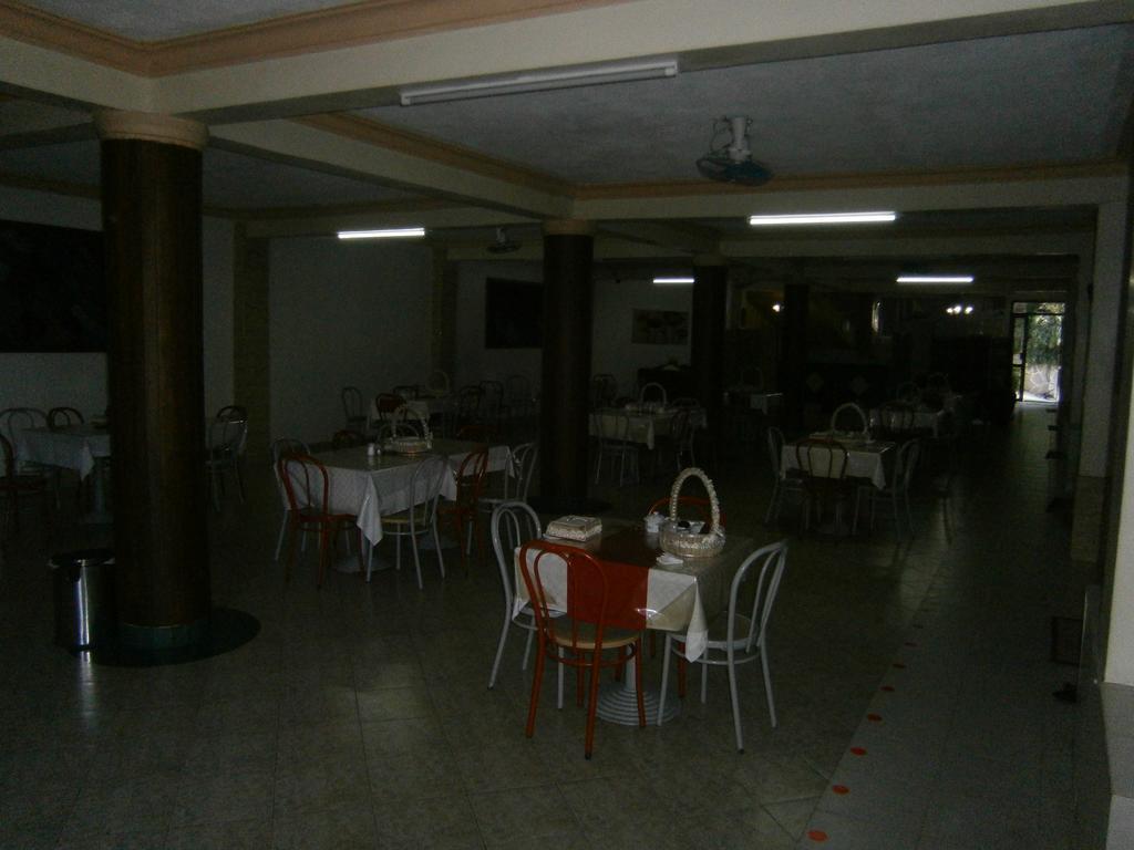 מומבסה Tudor Water Sports Hotel מראה חיצוני תמונה